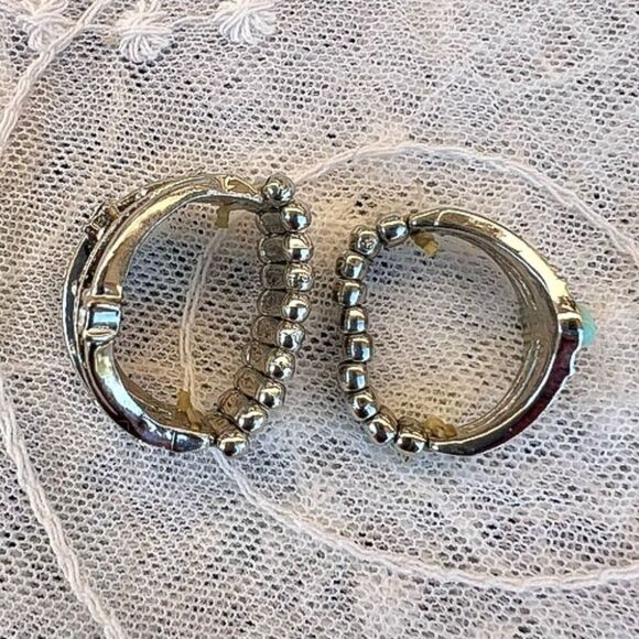 Fun Fashion Stretch Rings - Set of 2 - Picture 7 of 9